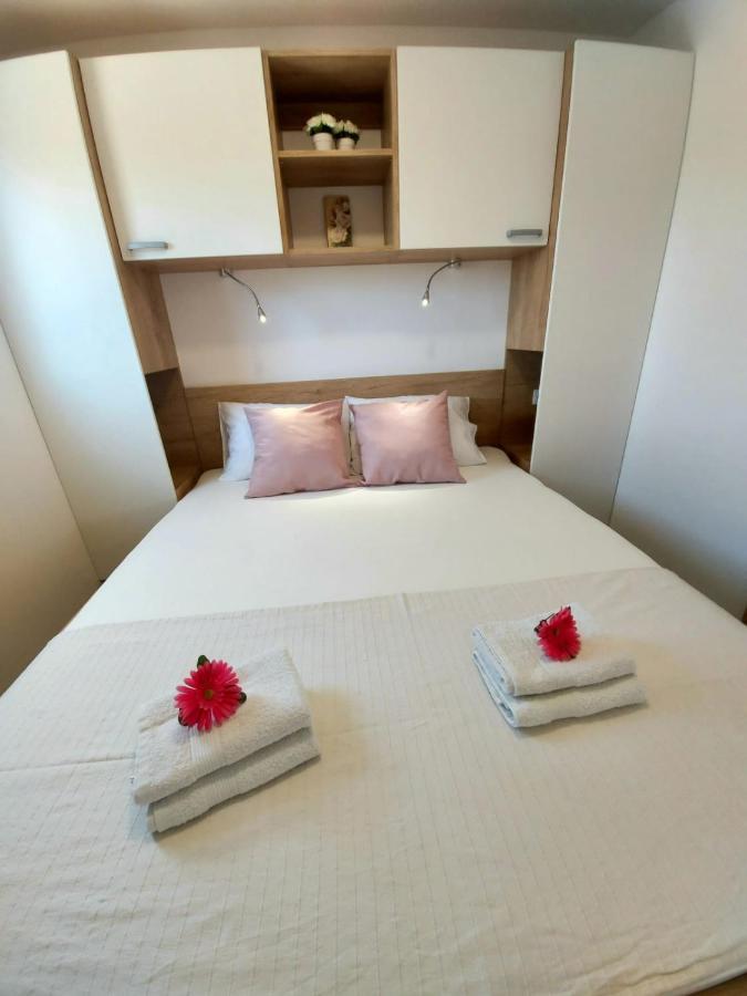 טיסנו Mobile Homes Charly מראה חיצוני תמונה