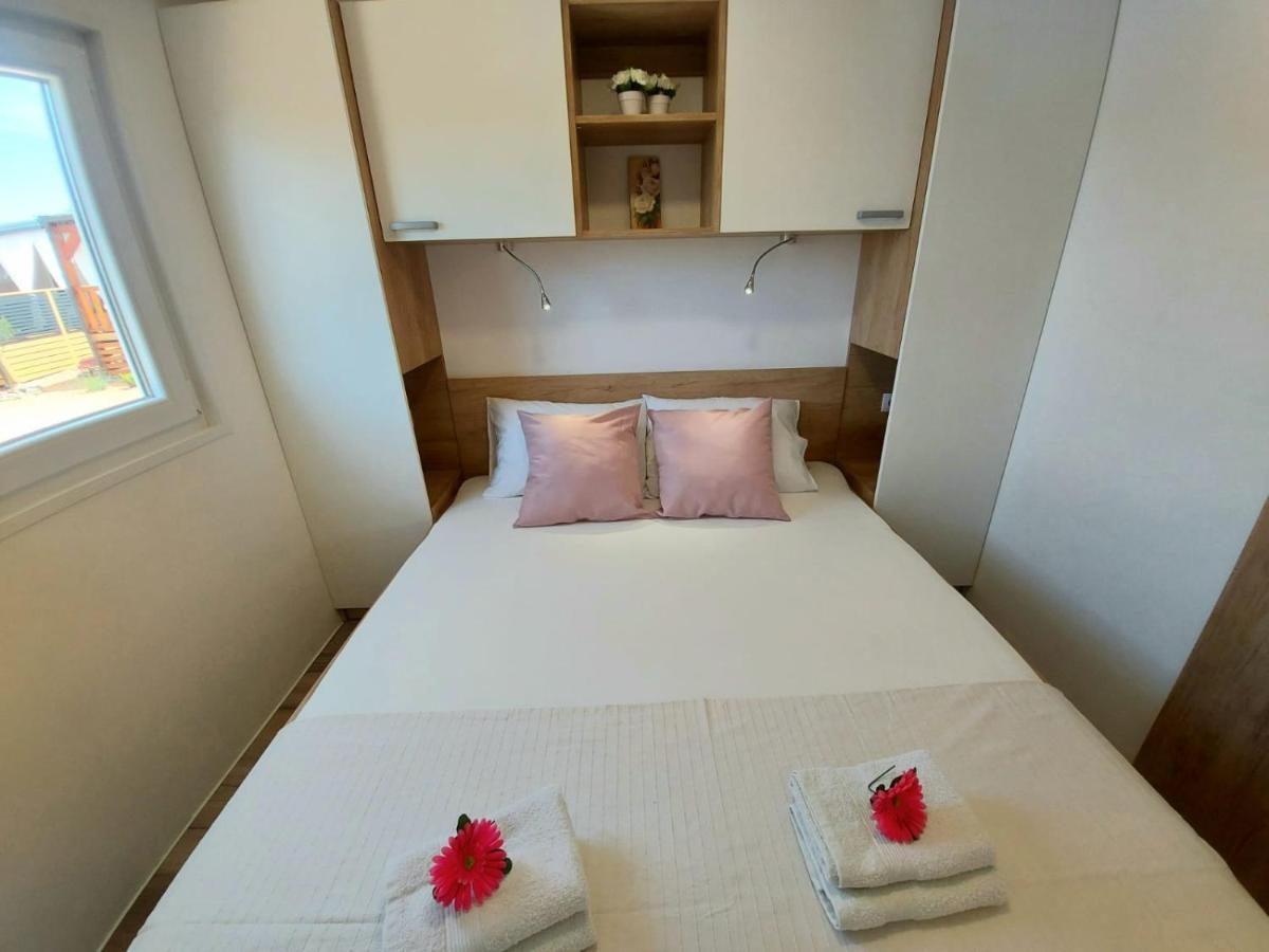 טיסנו Mobile Homes Charly מראה חיצוני תמונה
